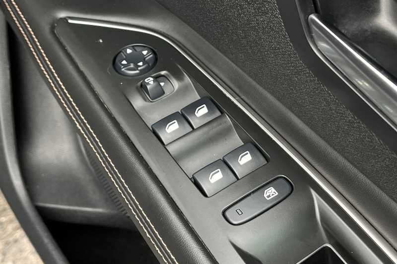 Used Peugeot 3008 2018 for sale - 76124955: Photo 16