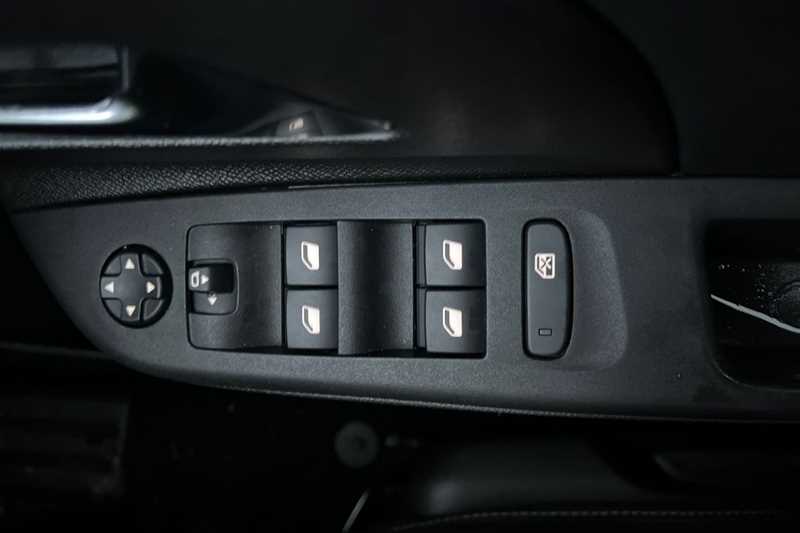 Used Vauxhall Corsa 2023 for sale - 76956373: Photo 16