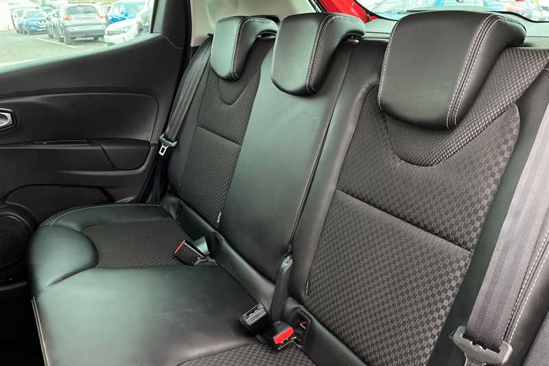 Used Renault Clio for sale - 78175036: Photo 24