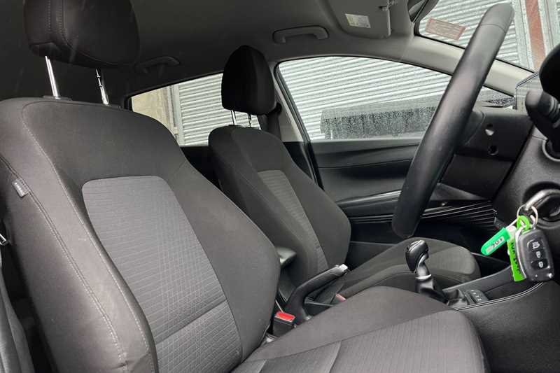 Used Hyundai i20 2023 for sale - 76462970: Photo 23