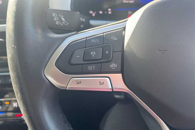 Used Volkswagen T-Roc for sale - 77800474: Photo 21