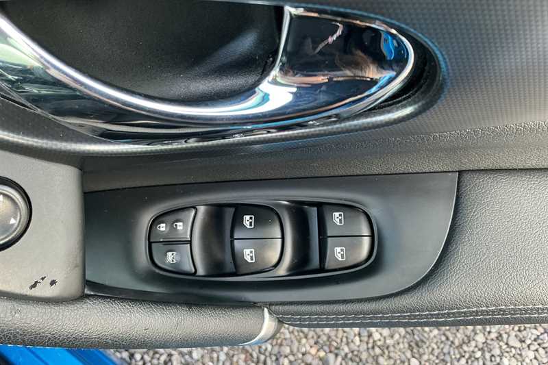 Used Nissan Qashqai 2017 for sale - 77812229: Photo 16