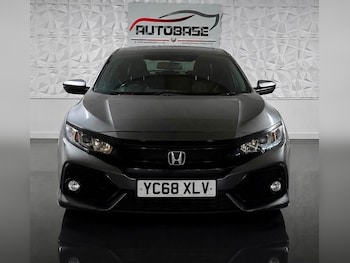 Used Honda Civic 2018 for sale - 79622261: Photo