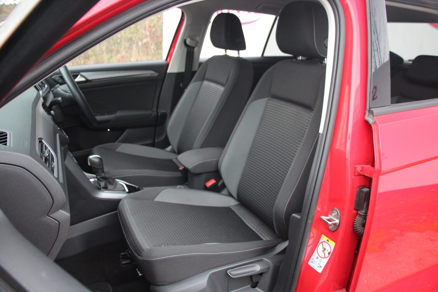 Used Volkswagen T-Roc 2021 for sale - 76495478: Photo 14