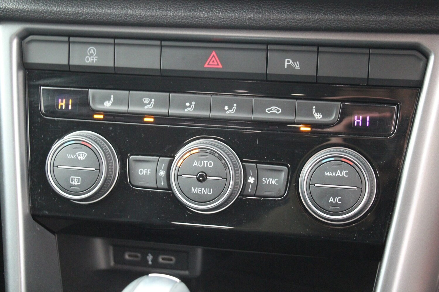 Used Volkswagen T-Roc 2021 for sale - 76495478: Photo 19