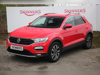 Used Volkswagen T-Roc 2021 for sale - 76495478: Photo
