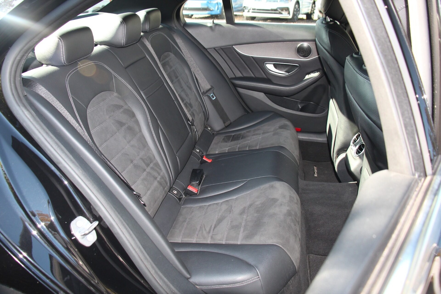 Used Mercedes-Benz C Class 2018 for sale - 76057469: Photo 11