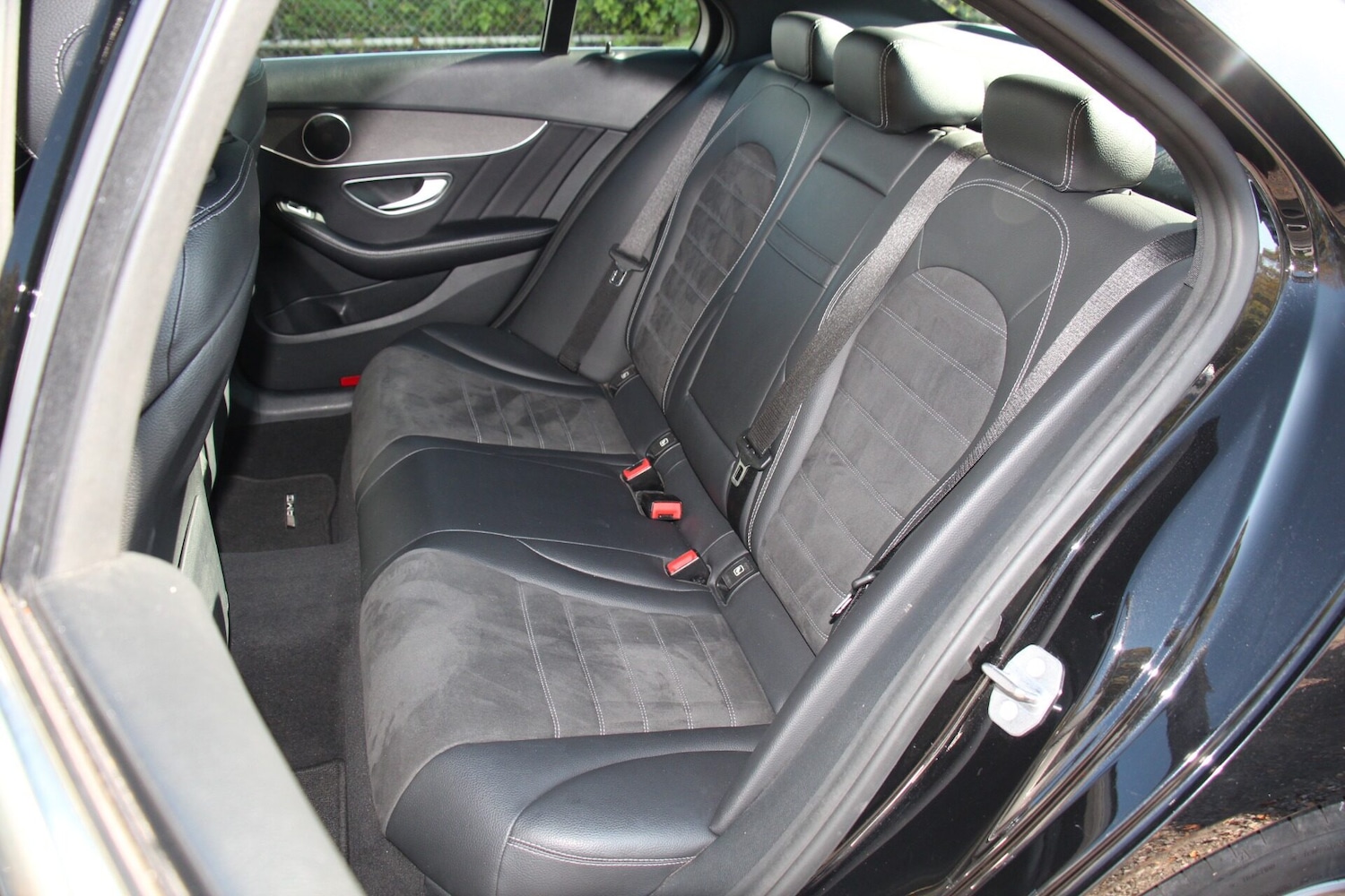 Used Mercedes-Benz C Class 2018 for sale - 76057469: Photo 12