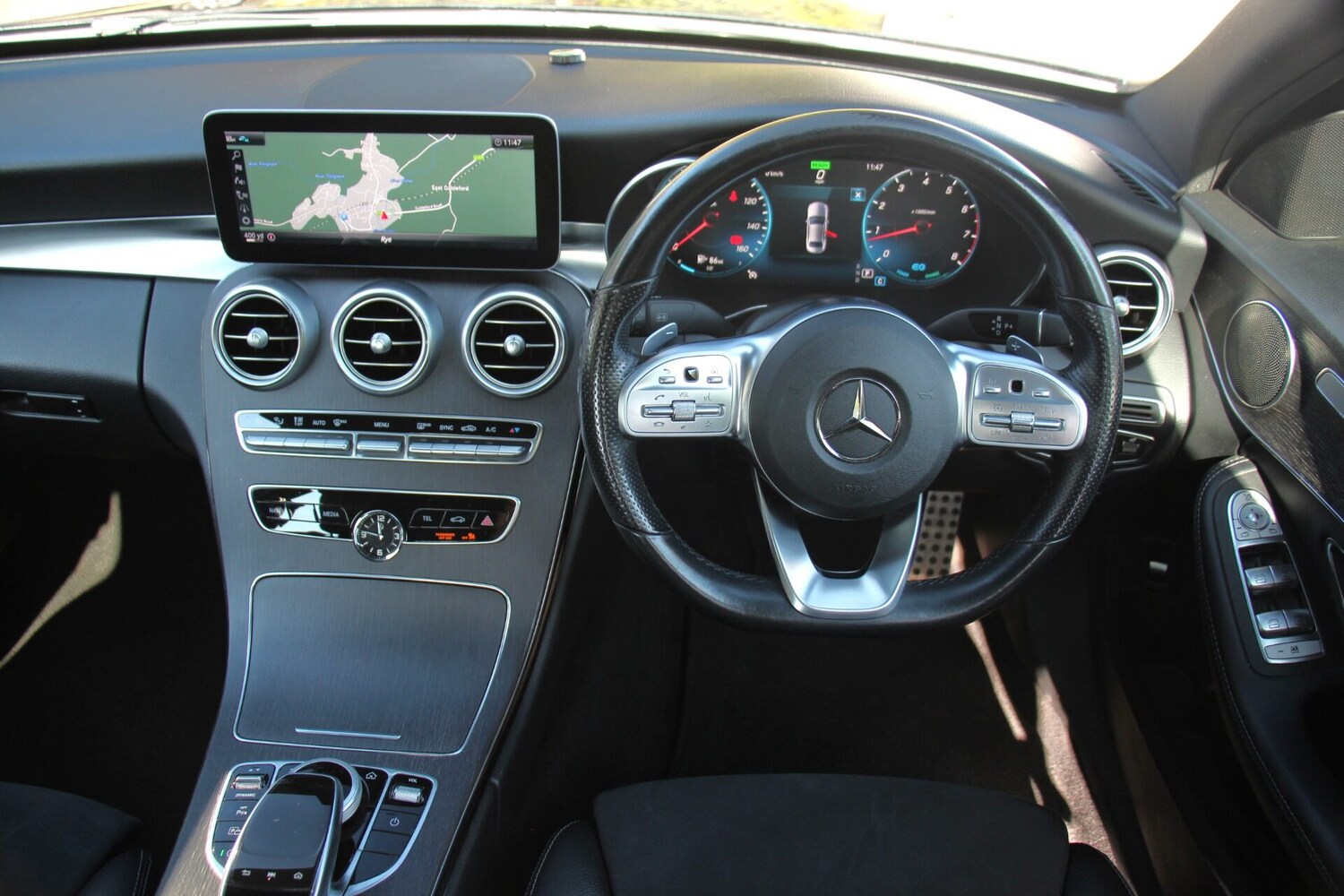 Used Mercedes-Benz C Class 2018 for sale - 76057469: Photo 16