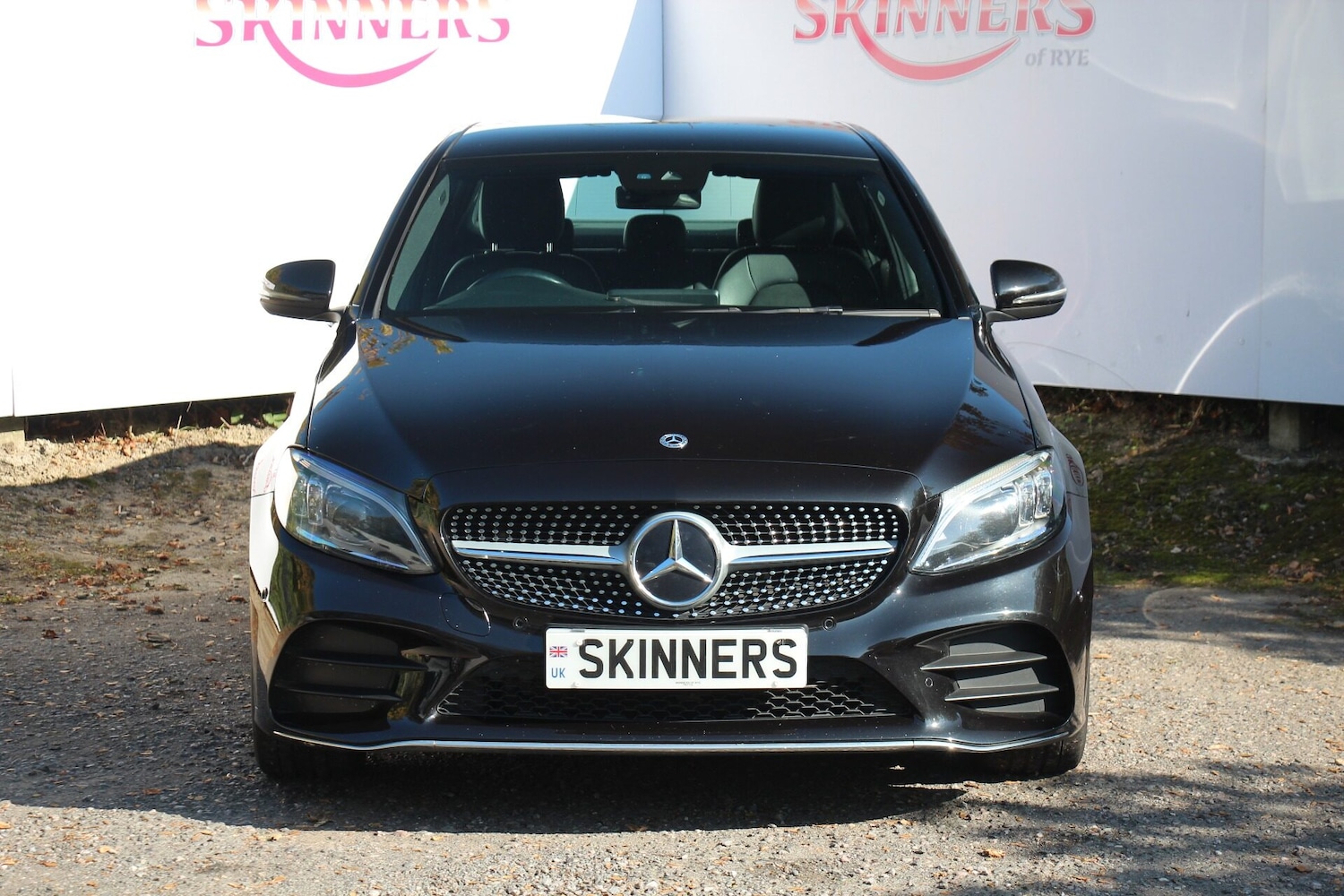 Used Mercedes-Benz C Class 2018 for sale - 76057469: Photo 2