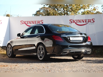 Used Mercedes-Benz C-Class 2018 for sale - 76057469: Photo 4