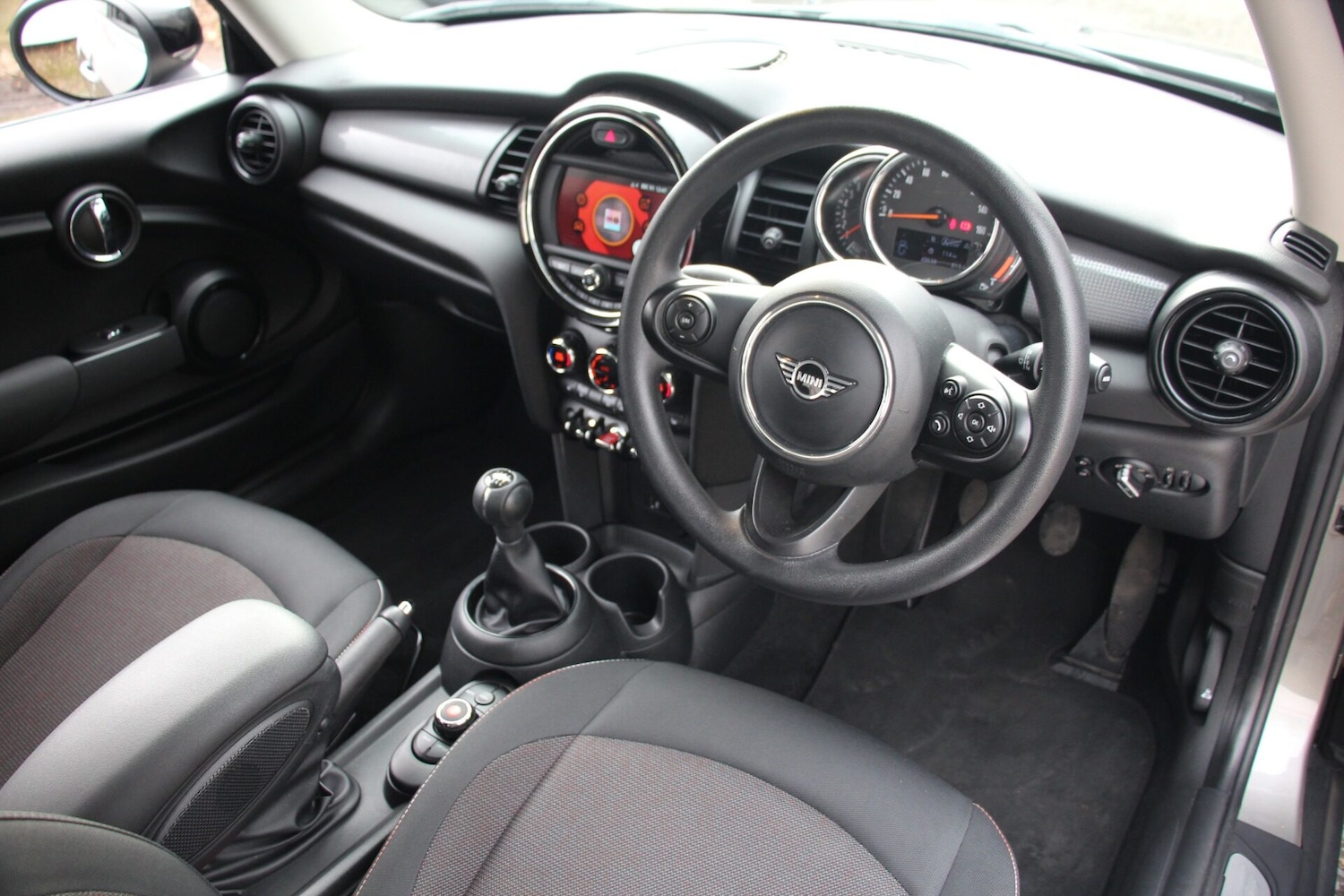 Used MINI Hatch 2020 for sale - 76883914: Photo 8