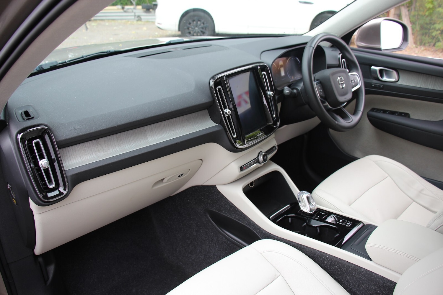 Used Volvo XC40 2020 for sale - 76716577: Photo 15