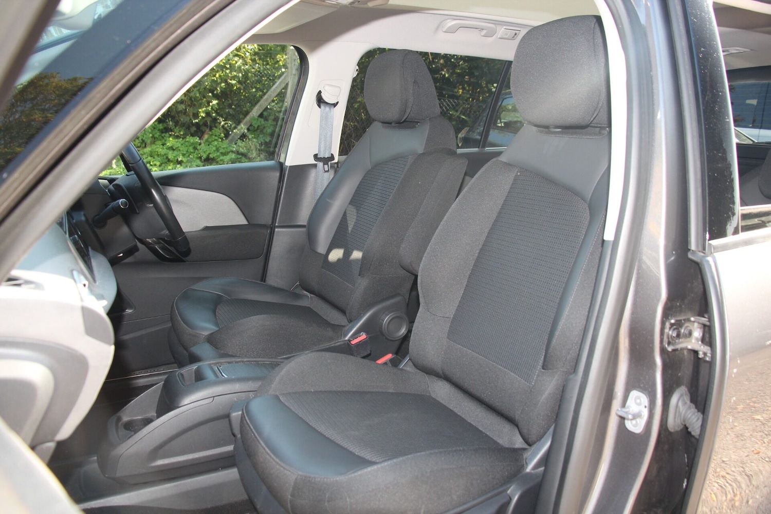 Used Citroen C4 Grand Picasso 2022 for sale - 76197782: Photo 14