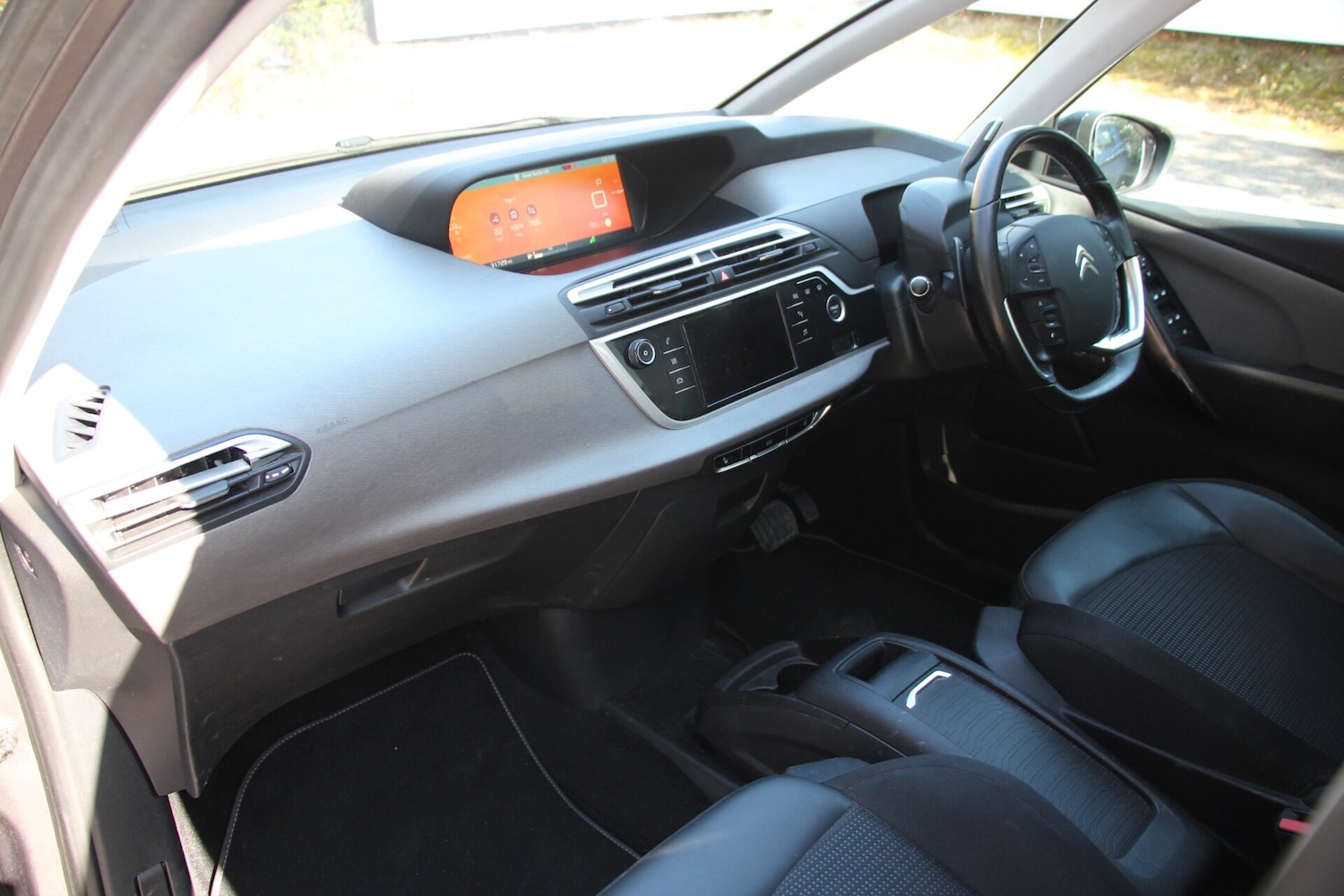 Used Citroen C4 Grand Picasso 2022 for sale - 76197782: Photo 15