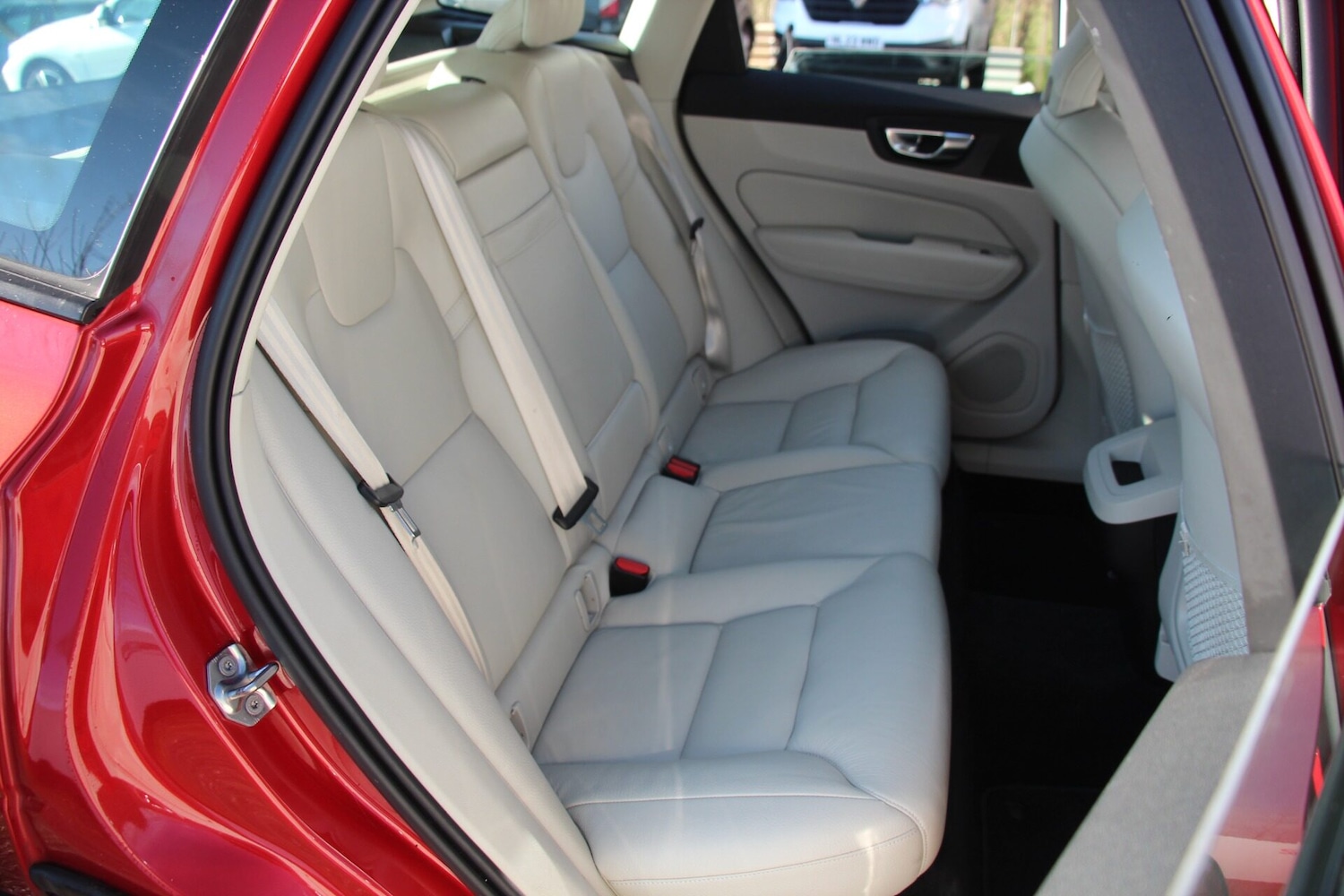 Used Volvo XC60 2019 for sale - 77286804: Photo 11