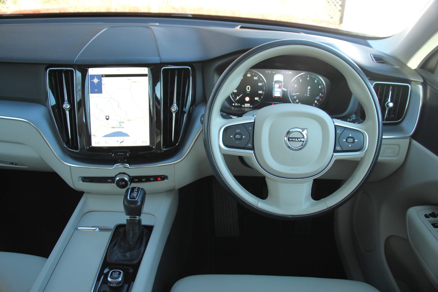 Used Volvo XC60 2019 for sale - 77286804: Photo 16