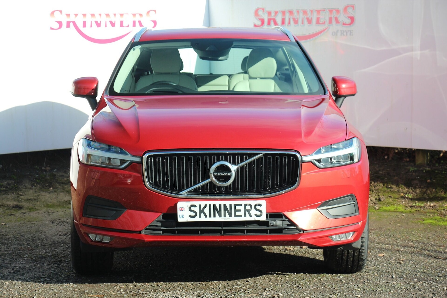 Used Volvo XC60 2019 for sale - 77286804: Photo 2