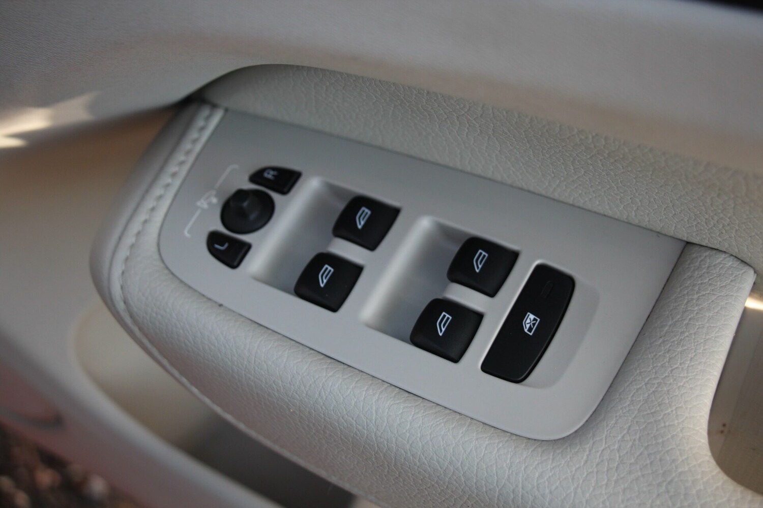 Used Volvo XC60 2019 for sale - 77286804: Photo 20