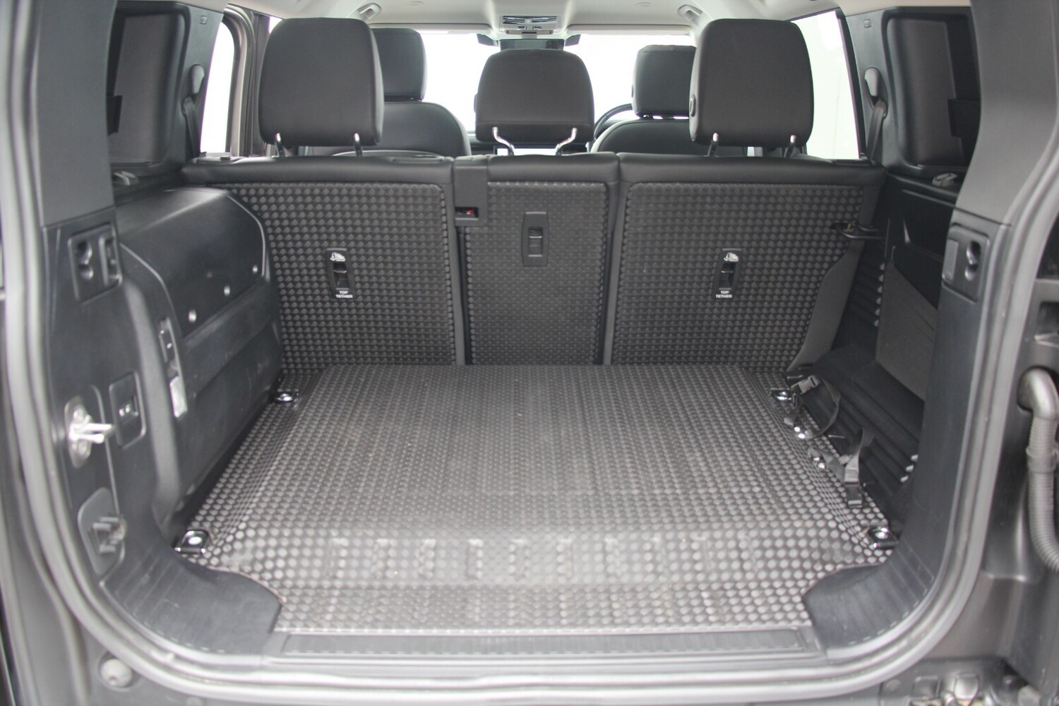 Used Land Rover Defender 2022 for sale - 76716602: Photo 23