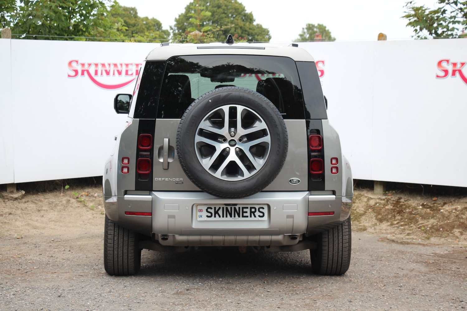 Used Land Rover Defender 2022 for sale - 76716602: Photo 5