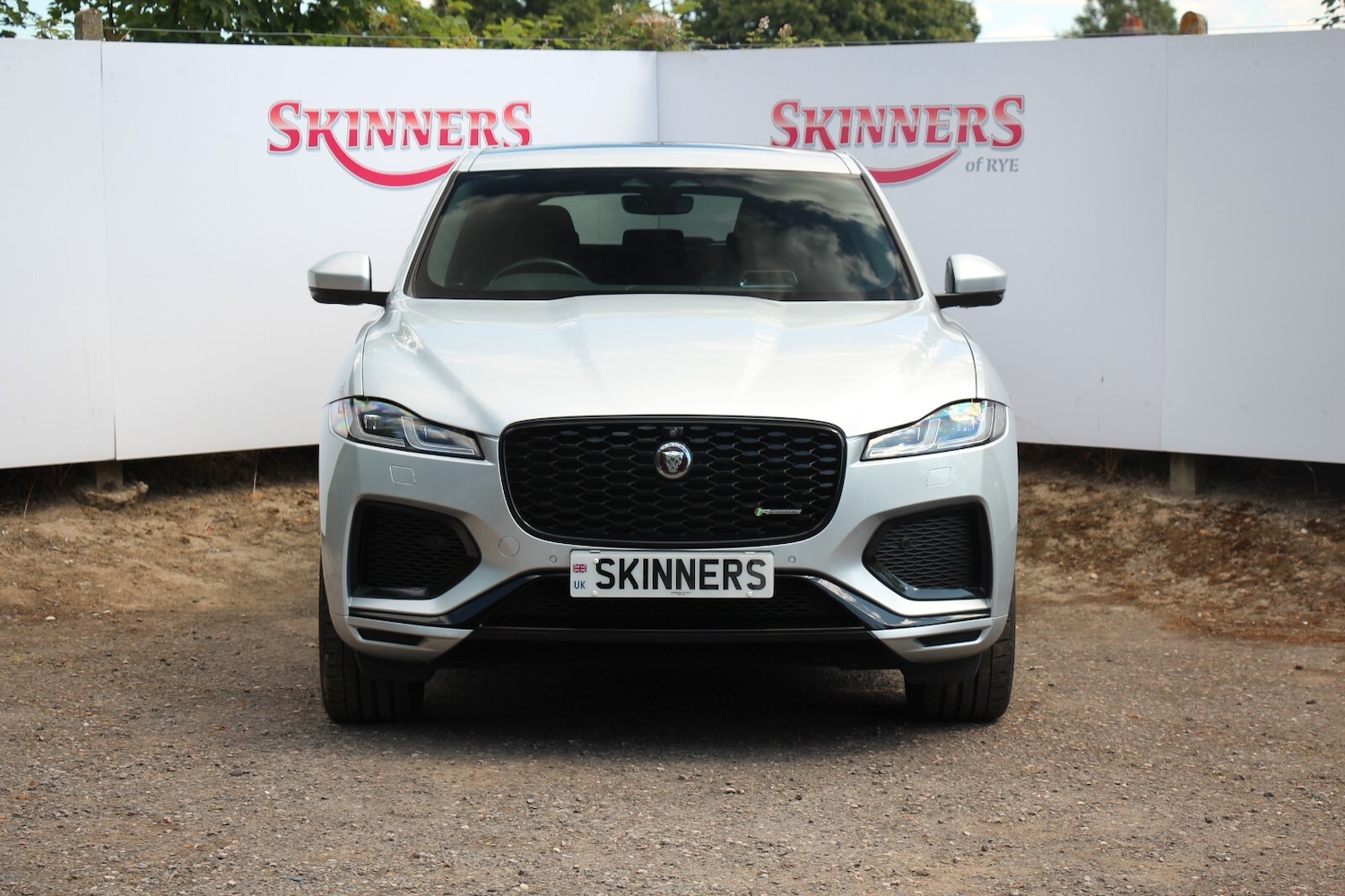 Used Jaguar F-Pace 2021 for sale - 76716596: Photo 2