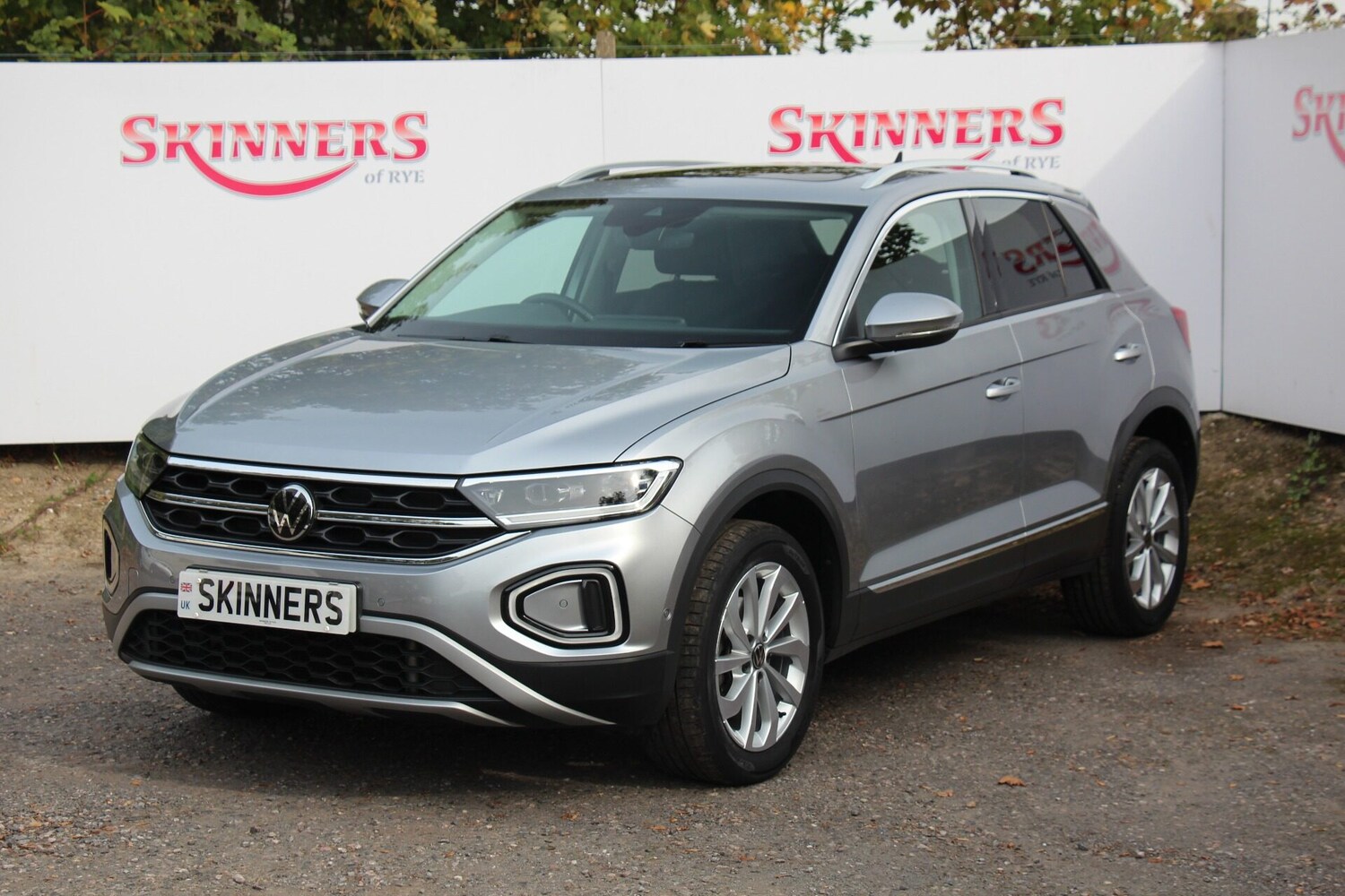 Used Volkswagen T-Roc 2023 for sale - 76129205: Photo 3