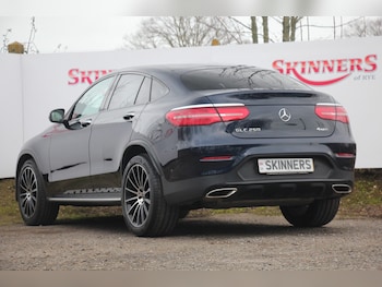 Used Mercedes-Benz GLC 2019 for sale - 77654376: Photo