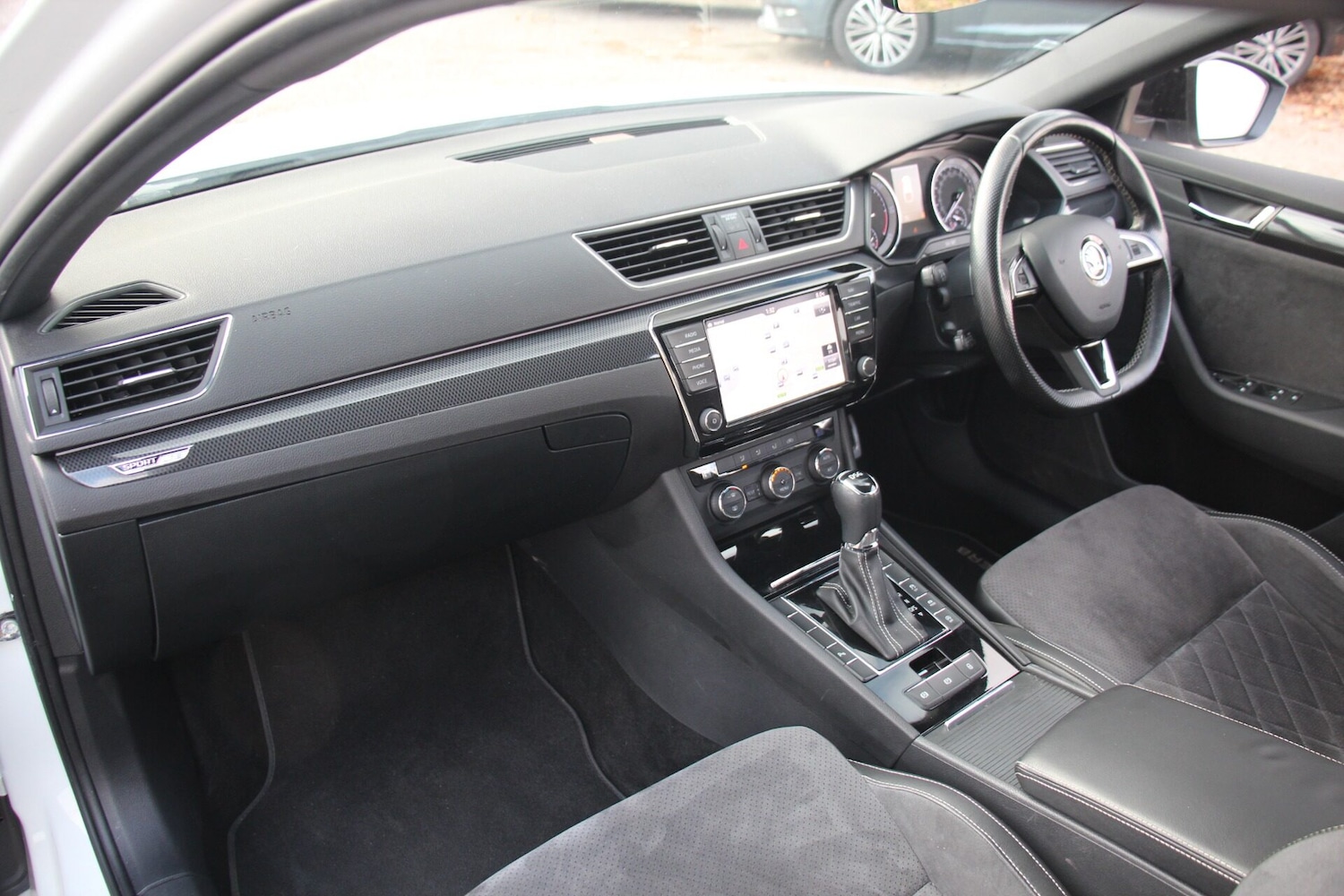 Used Skoda Superb 2017 for sale - 76569401: Photo 15