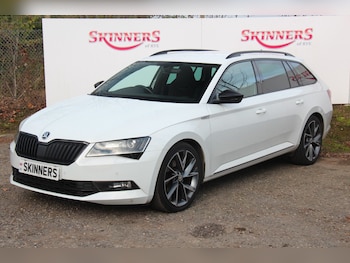 Used Skoda Superb 2017 for sale - 76569401: Photo