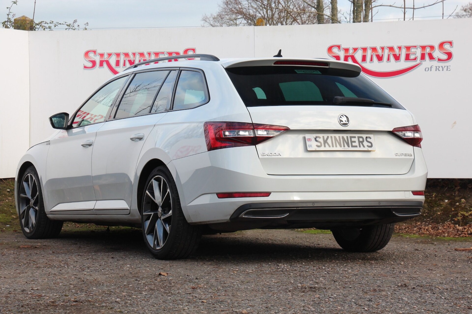 Used Skoda Superb 2017 for sale - 76569401: Photo 4