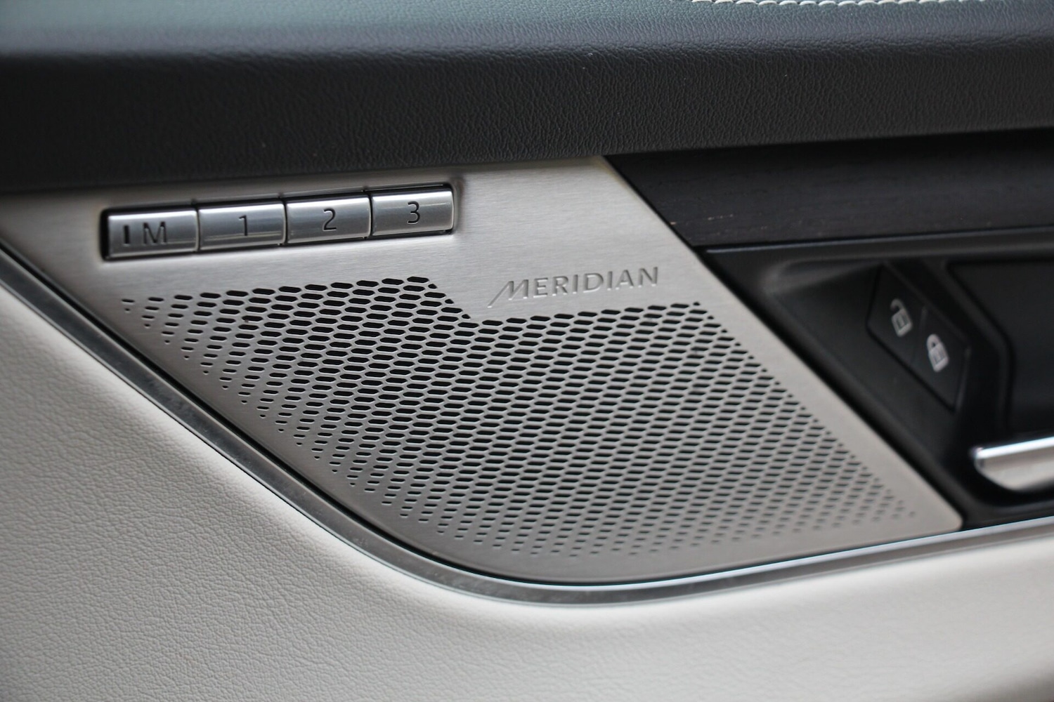 Used Jaguar F-Pace 2021 for sale - 76126591: Photo 14