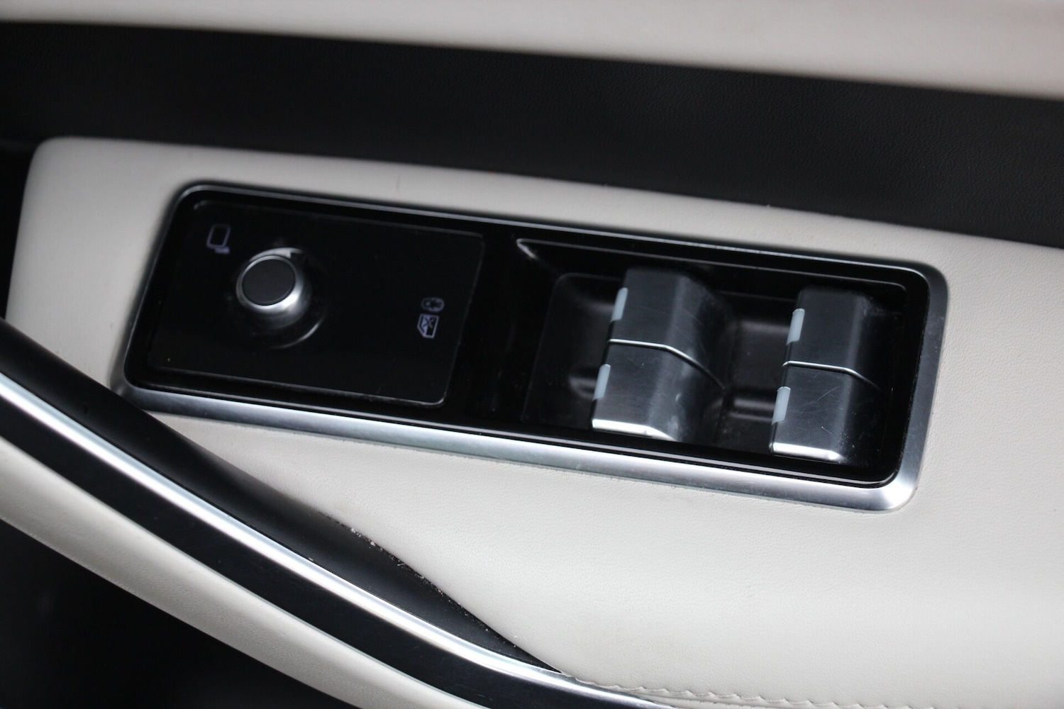 Used Jaguar F-Pace 2021 for sale - 76126591: Photo 16