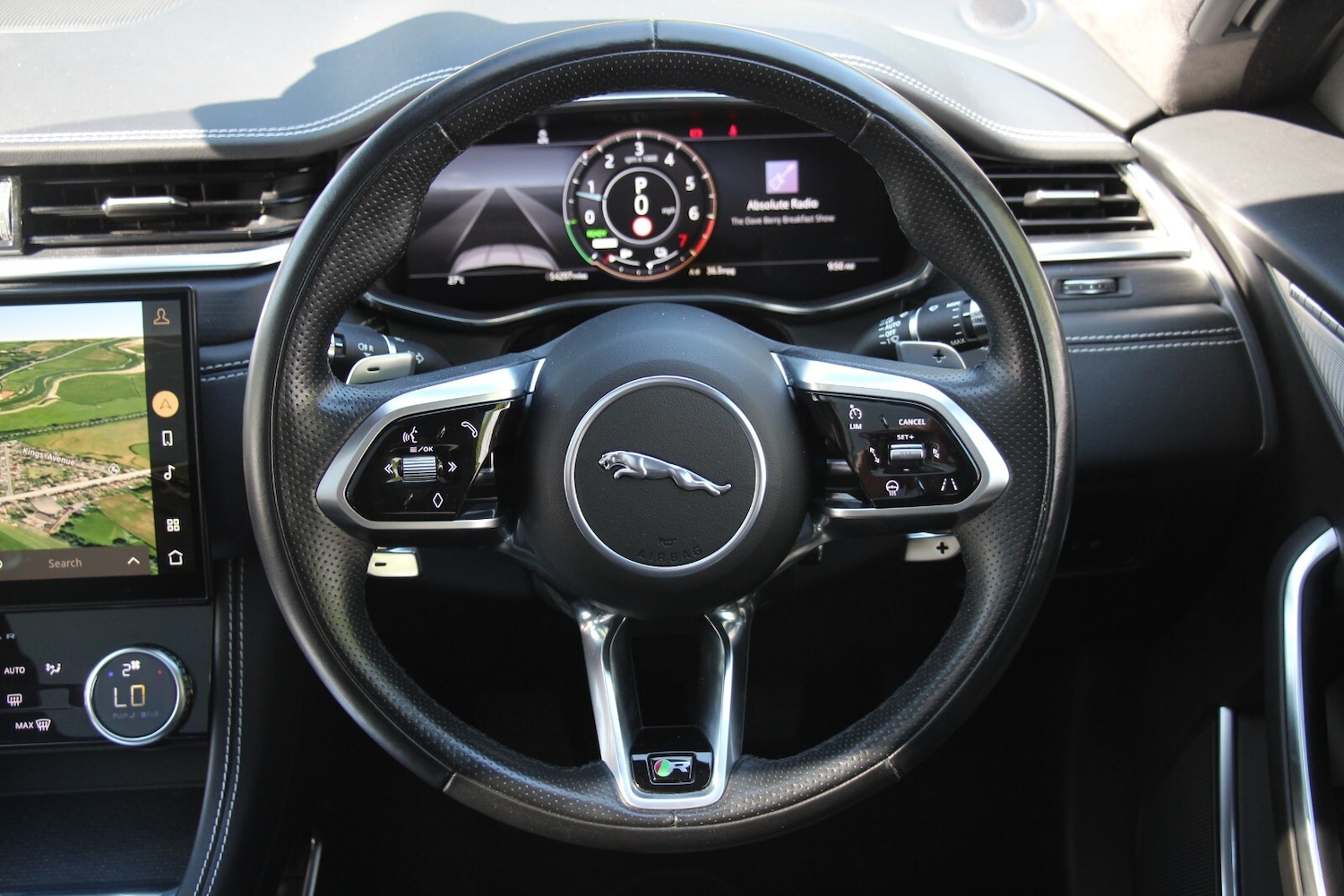 Used Jaguar F-Pace 2021 for sale - 76672443: Photo 17