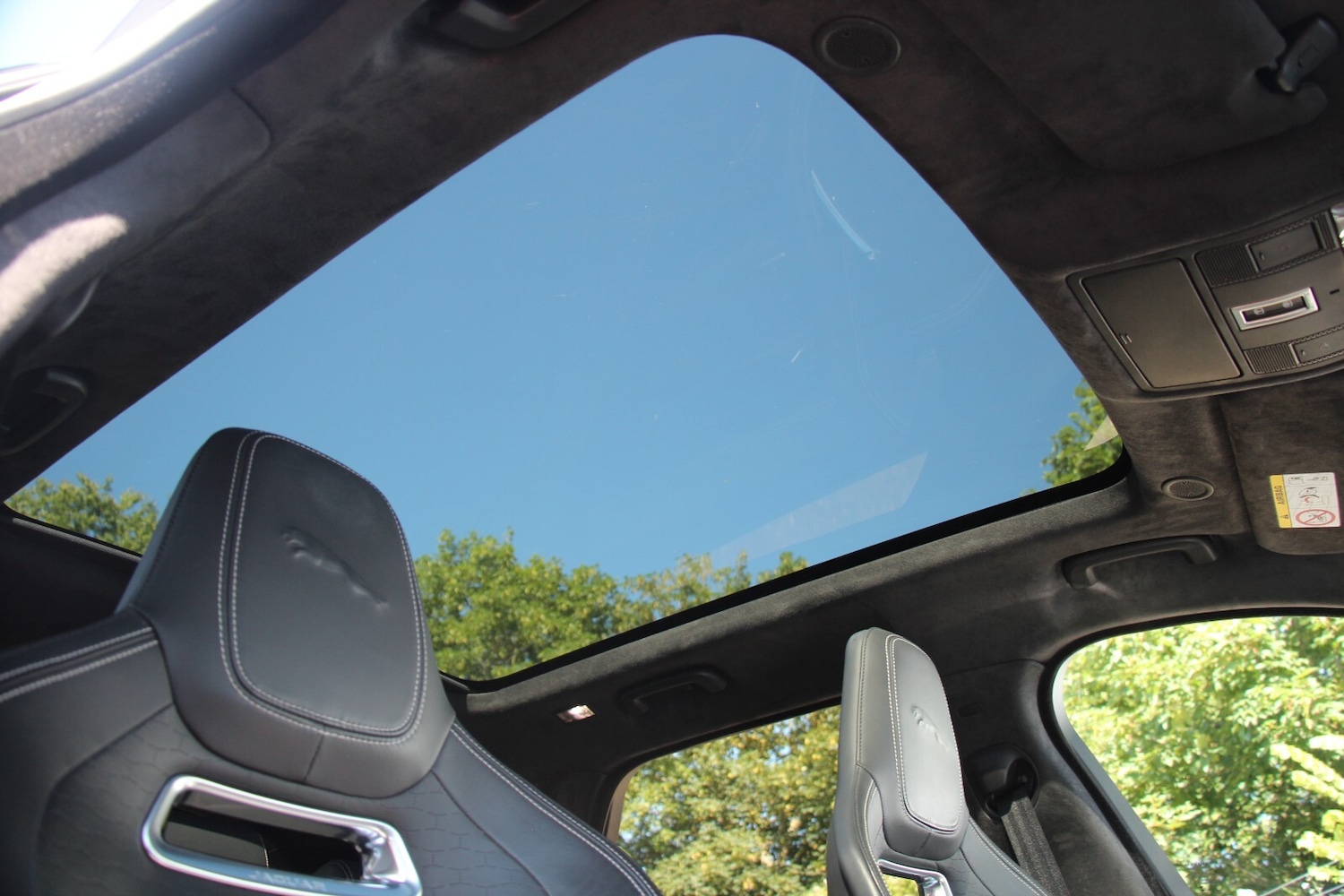 Used Jaguar F-Pace 2021 for sale - 76672443: Photo 21