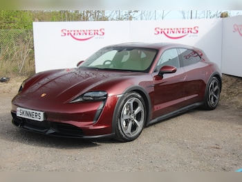 Used Porsche Taycan 2021 for sale - 78084070: Photo