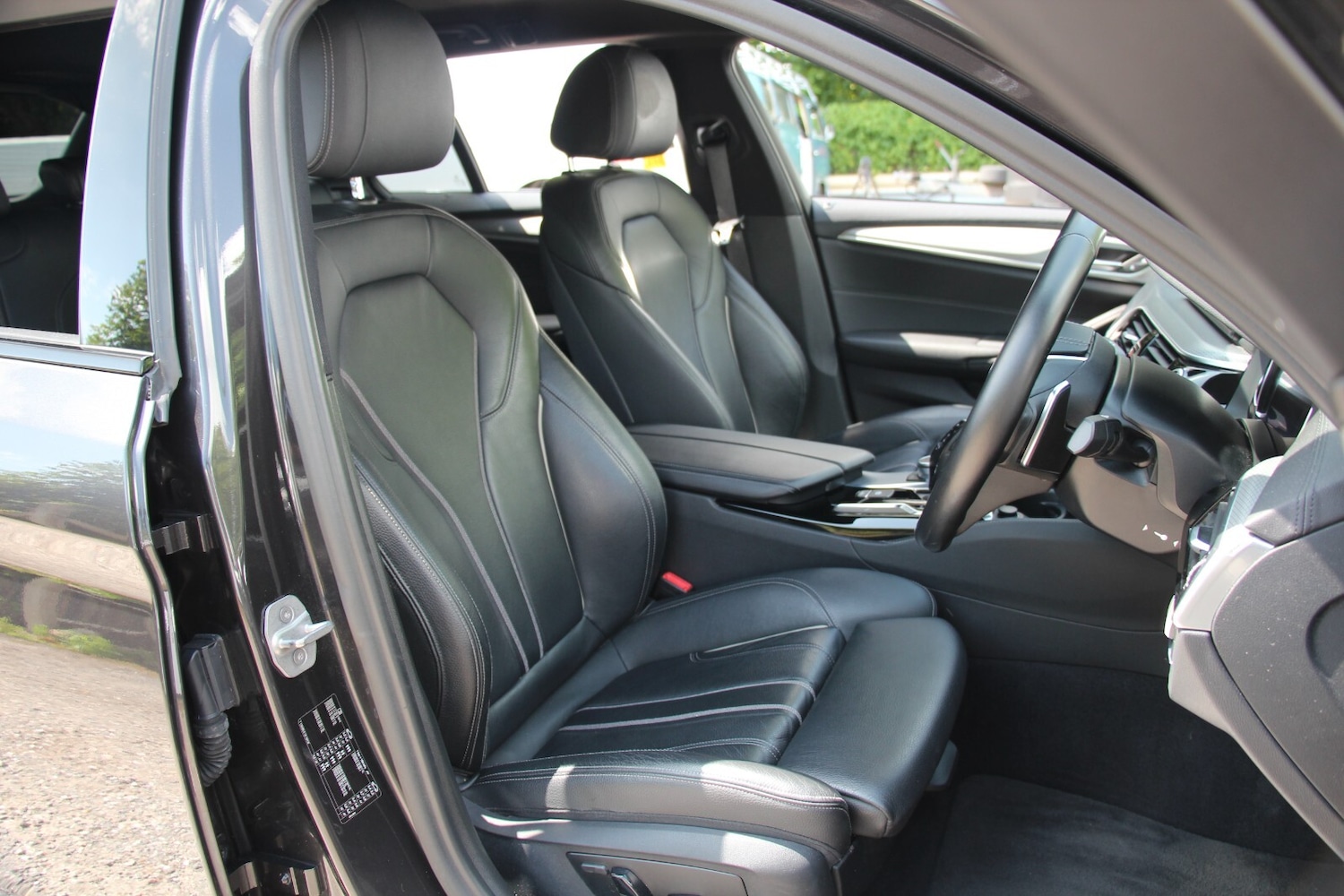 Used BMW 5 Series 2018 for sale - 76716598: Photo 9