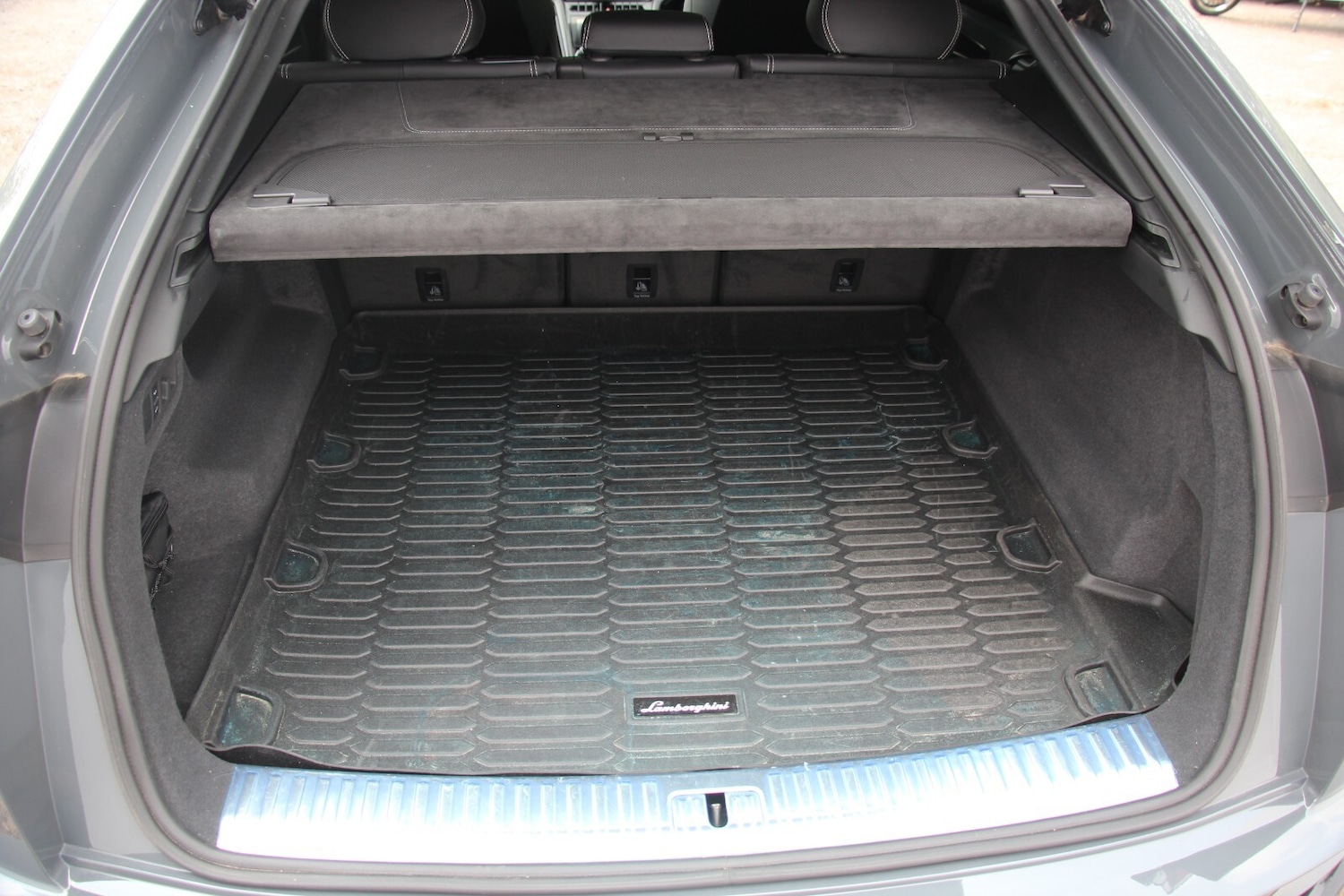 Used Lamborghini Urus 2023 for sale - 76754368: Photo 24