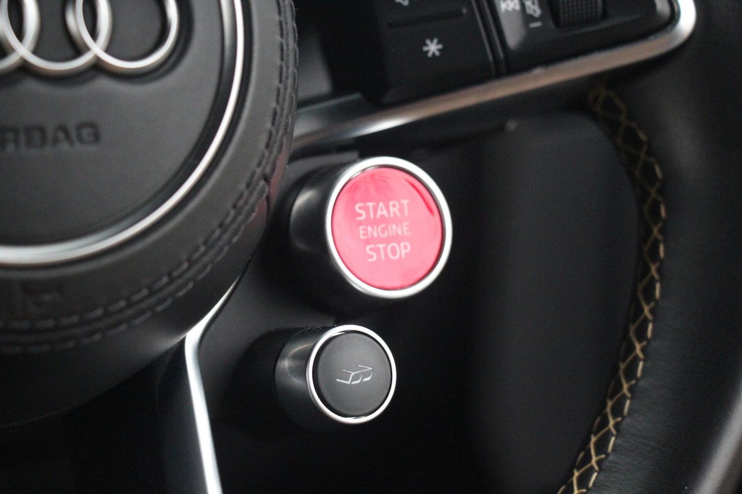 Used Audi R8 2015 for sale - 77628901: Photo 14