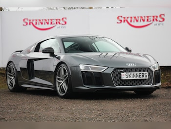 2015 - 5.2 FSI V10 Plus Quattro 2dr S Tronic