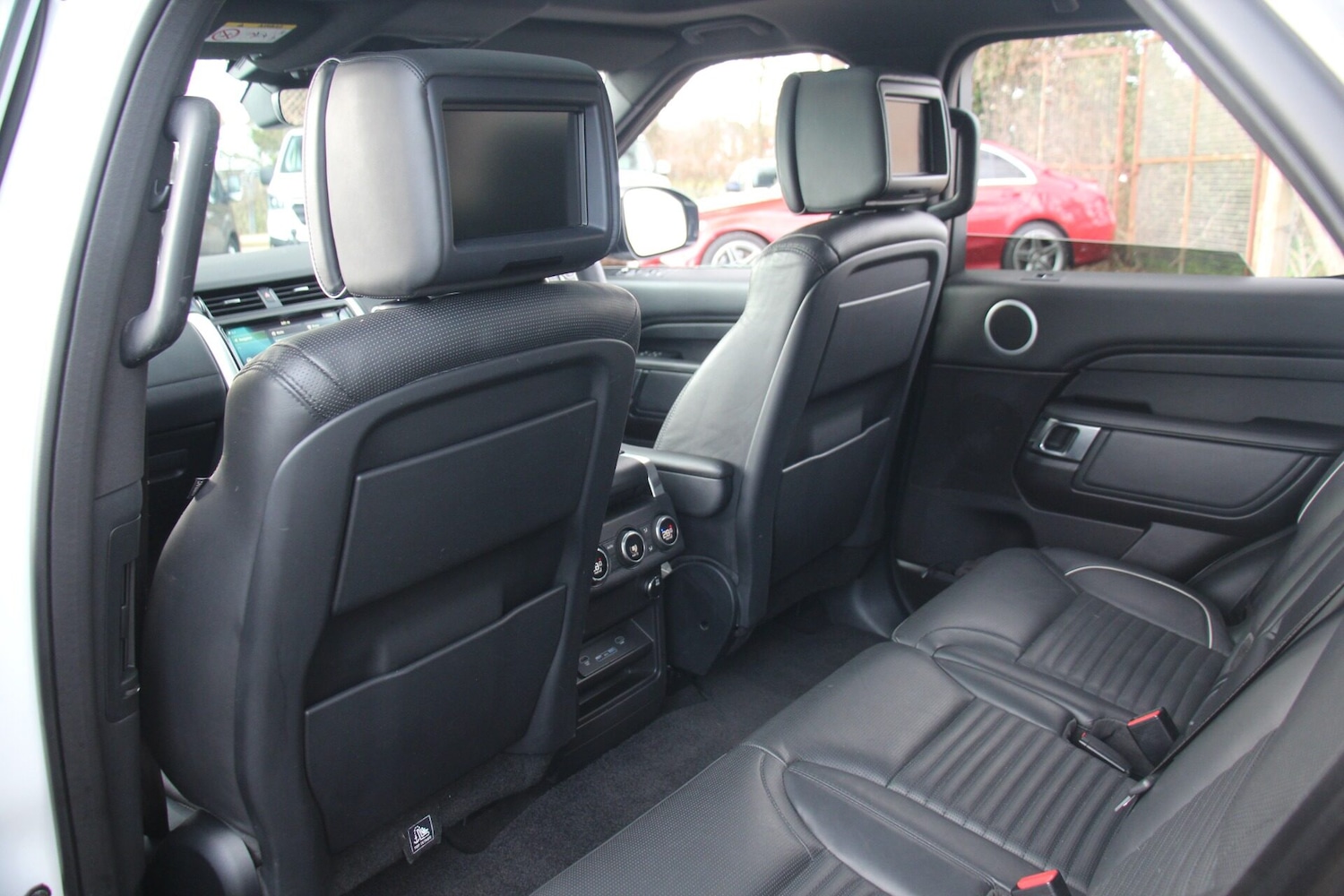 Used Land Rover Discovery 2018 for sale - 77365445: Photo 13