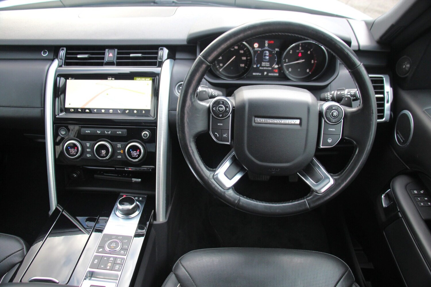 Used Land Rover Discovery 2018 for sale - 77365445: Photo 16