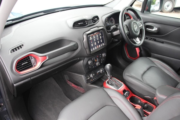 Used Jeep Renegade 2021 for sale - 75618359: Photo 15