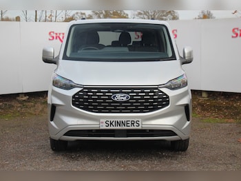 Used Ford Tourneo Custom 2025 for sale - 76406114: Photo