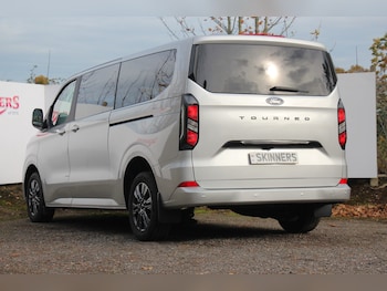 Used Ford Tourneo Custom 2025 for sale - 76406114: Photo