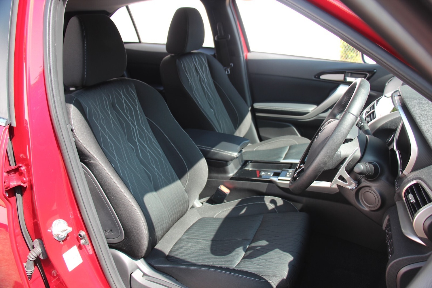 Used Mitsubishi Eclipse Cross 2019 for sale - 76668041: Photo 9