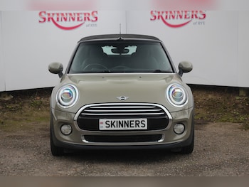 Used MINI Convertible 2018 for sale - 77654368: Photo