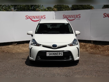 Used Toyota Prius+ 2018 for sale - 76716585: Photo