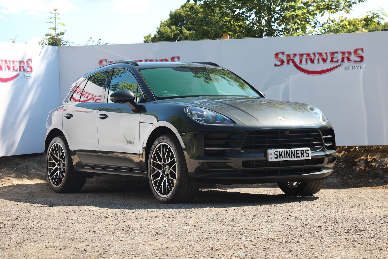 Used Porsche Macan 2021 for sale - 76716591: Photo 1