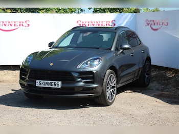 Used Porsche Macan 2021 for sale - 76716591: Photo